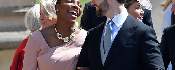 Алексис Оганян с супругой Сереной Уильямс на свадебной церемонии принца Гарри и Меган Маркл (19 мая 2018). Виндзор Алексис Оганян с супругой Сереной Уильямс на свадебной церемонии принца Гарри и Меган Маркл (19 мая 2018). Виндзор - Sputnik Արմենիա