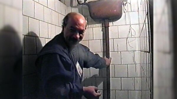 Ручная работа: как армянский учёный потерял протез и в канализацию полез - Sputnik Армения