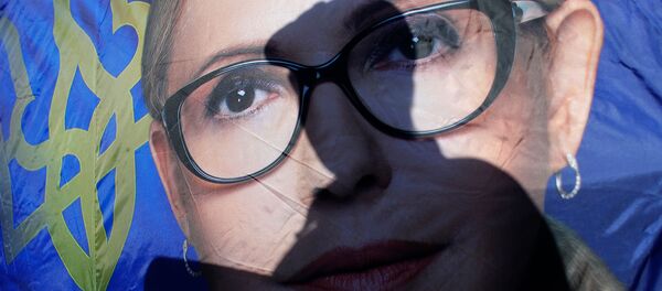 Агитационный баннер бывшего премьер-министра Украины, кандидата на президентских выборах 2019 года Юлии Тимошенко (29 марта 2019). Киев Агитационный баннер бывшего премьер-министра Украины, кандидата на президентских выборах 2019 года Юлии Тимошенко (29 марта 2019). Киев - Sputnik Արմենիա