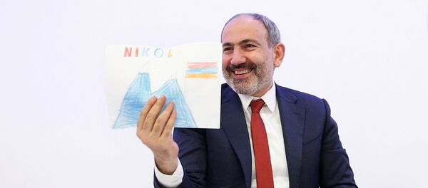 Премьер-министр Никол Пашинян встретился с представителями армянской диаспоры Австрии (29 марта 2019). Вена Премьер-министр Никол Пашинян встретился с представителями армянской диаспоры Австрии (29 марта 2019). Вена - Sputnik Армения