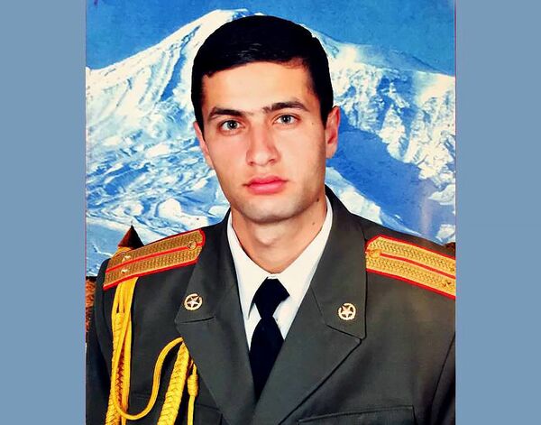 Ինչ է պատերազմի արժէքը, եւ ինչ է խաղաղութեան գինը. հարցուր 6-ամեայ Գեղամին Ինչ է պատերազմի արժէքը, եւ ինչ է խաղաղութեան գինը. հարցուր 6-ամեայ Գեղամին - Sputnik Արմենիա