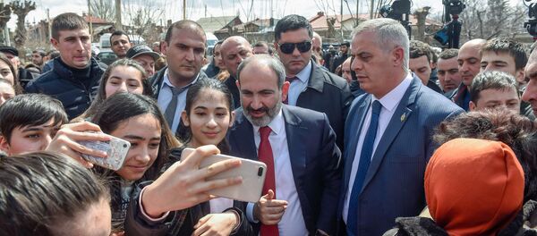 Рабочий визит премьер-министра Никола Пашиняна в Гюмри (5 апреля 2019). Ширак Рабочий визит премьер-министра Никола Пашиняна в Гюмри (5 апреля 2019). Ширак - Sputnik Армения