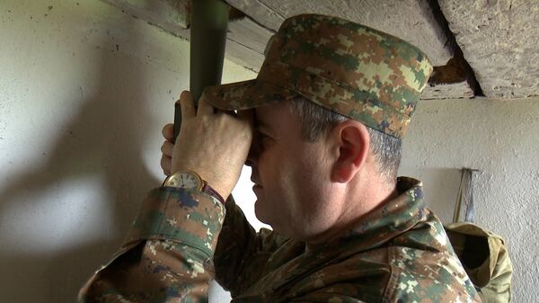 Արտակ Դավթյանն այցելել է առաջնագիծ. լուսանկարներ Արտակ Դավթյանն այցելել է առաջնագիծ. լուսանկարներ - Sputnik Արմենիա