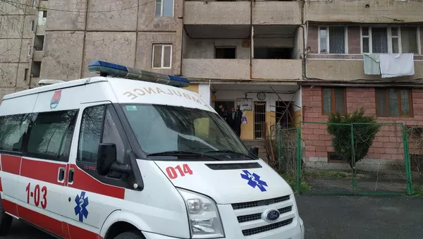 Тело пожилой женщины обнаружено в одной из квартир дома, расположенного в восьмом массиве Еревана - Sputnik Армения