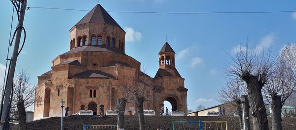 Собор Покрова Святой Божьей Матери, Степанакерт Собор Покрова Святой Божьей Матери, Степанакерт - Sputnik Արմենիա