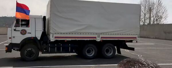 Совместная гуманитарная помощь МЧС Армении и России для пострадавших от наводнения районов Ирана (8 апреля 2019). Еревaн - Sputnik Армения