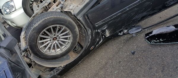 Дорожно-транспортное происшествие на проспекте Мясникяна (9 апреля 2019). Еревaн - Sputnik Армения