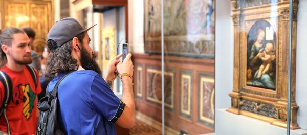  Картина Леонардо да Винчи Мадонна Бенуа - Sputnik Армения