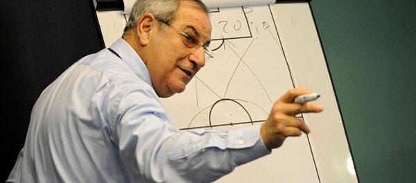 Мастер-класс футбольного тренера Хинеса Мелендеса (5 декабря 2018). Еревaн Мастер-класс футбольного тренера Хинеса Мелендеса (5 декабря 2018). Еревaн - Sputnik Արմենիա