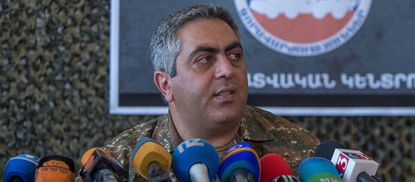 пресс-секретарь министерства обороны Армении Арцрун Ованнисян пресс-секретарь министерства обороны Армении Арцрун Ованнисян - Sputnik Армения