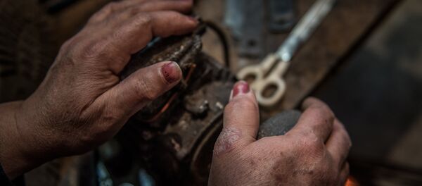 Сапожник Гаяне Гамбарян - Sputnik Армения