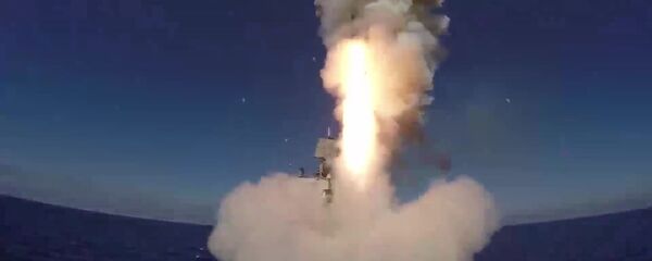 Корабли ВМФ РФ запустили крылатые ракеты Калибр по объектам ИГ в районе Пальмиры - Sputnik Армения