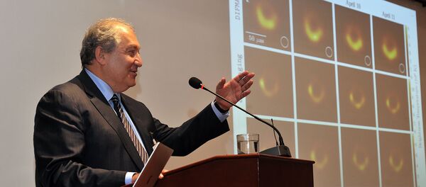 Президент Армен Саркисян принял участине на закрытии международного конферанса в Матенадаране (12 апреля 2019). Еревaн - Sputnik Արմենիա