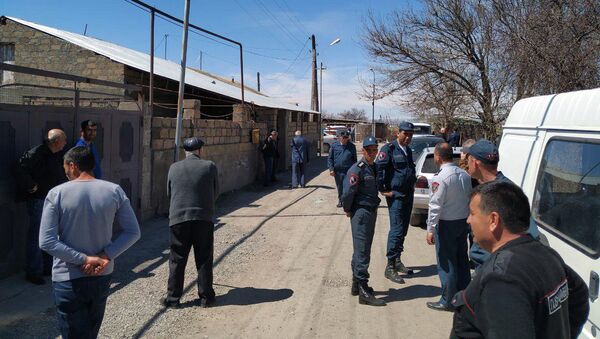 Жители села Зартонк Армавирской области протестуют против главы сельской администрации (13 апреля 2019). Армавир - Sputnik Армения