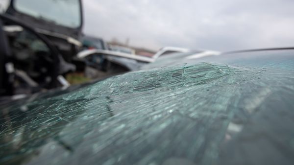 Автомобильная свалка в административном районе Малатия-Себастия Еревана - Sputnik Армения