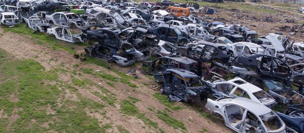 Автомобильная свалка в административном районе Малатия-Себастия Еревана - Sputnik Արմենիա
