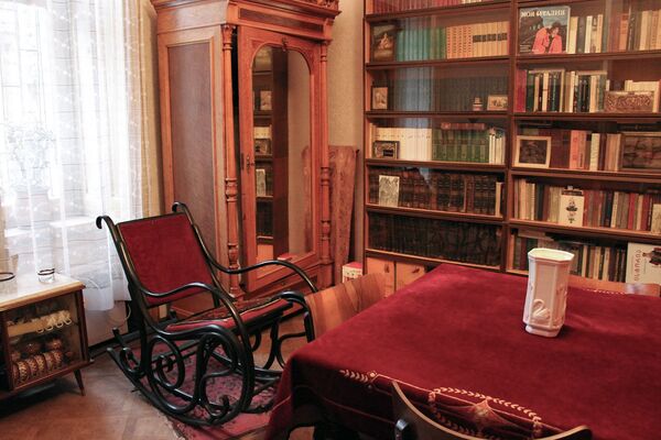 Թբիլիսիում այսպիսի տուն չկա․ ինչո՞վ էին հայտնի վաճառական Ջագեթյանի երկվորյակ տները Թբիլիսիում այսպիսի տուն չկա․ ինչո՞վ էին հայտնի վաճառական Ջագեթյանի երկվորյակ տները - Sputnik Արմենիա