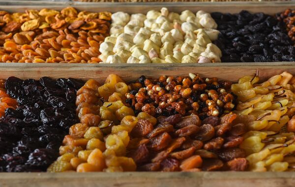 Британцы пьют чай с армянской клубникой: Сладкий домик в Бюракане стал крутым бизнесом - Sputnik Армения