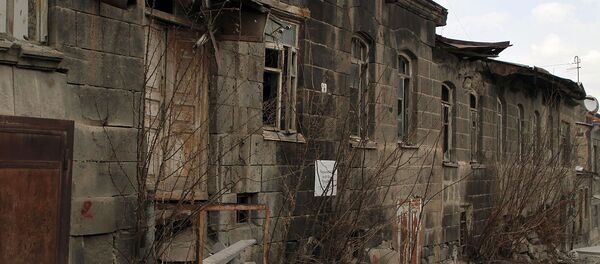 Обрушивающeеся зданиe музея-заповедника Кумайри на улице Шираза, Гюмри Обрушивающeеся зданиe музея-заповедника Кумайри на улице Шираза, Гюмри - Sputnik Արմենիա