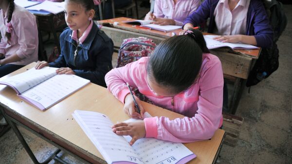 Занятие по русскому языку в школе в Сирии - Sputnik Արմենիա