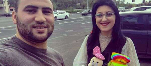 Симон Мартиросян присоединился к инициативе Мы с вами Симон Мартиросян присоединился к инициативе Мы с вами - Sputnik Արմենիա