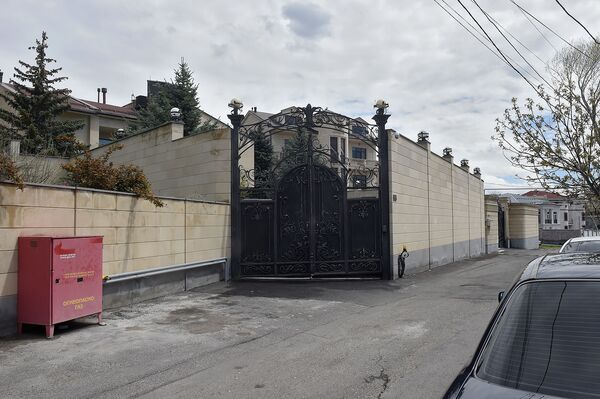 ССС и СНБ подтверждают обыски в доме Миграна Погосяна – изъято имущество - Sputnik Армения