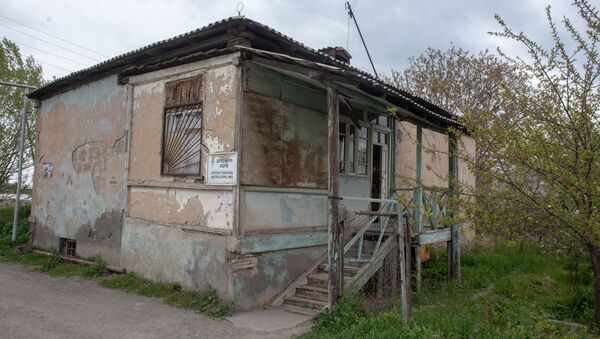 Здание поликлиники села Джрарат - Sputnik Արմենիա