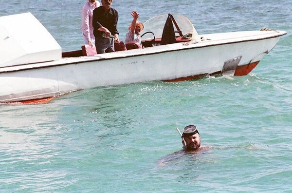 Невероятный дельфин без русалки: как Игорь Нерсесян стал рекордсменом книги Гиннесса - Sputnik Армения