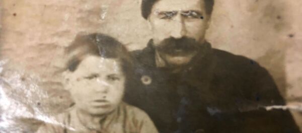 Прадед и дед Ани Миракян Мхо и Ишхан - Sputnik Արմենիա