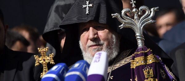 Католикос Гарегин второй в мемориальном комплексе Цицернакаберд (24 апреля 2019). Еревaн - Sputnik Армения