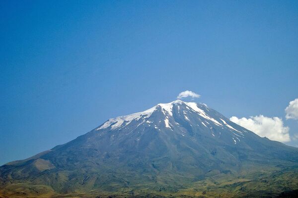 Живая вода Земли мечтаний: как Западная Армения осталась в Турции, но не стала турецкой Живая вода Земли мечтаний: как Западная Армения осталась в Турции, но не стала турецкой - Sputnik Армения