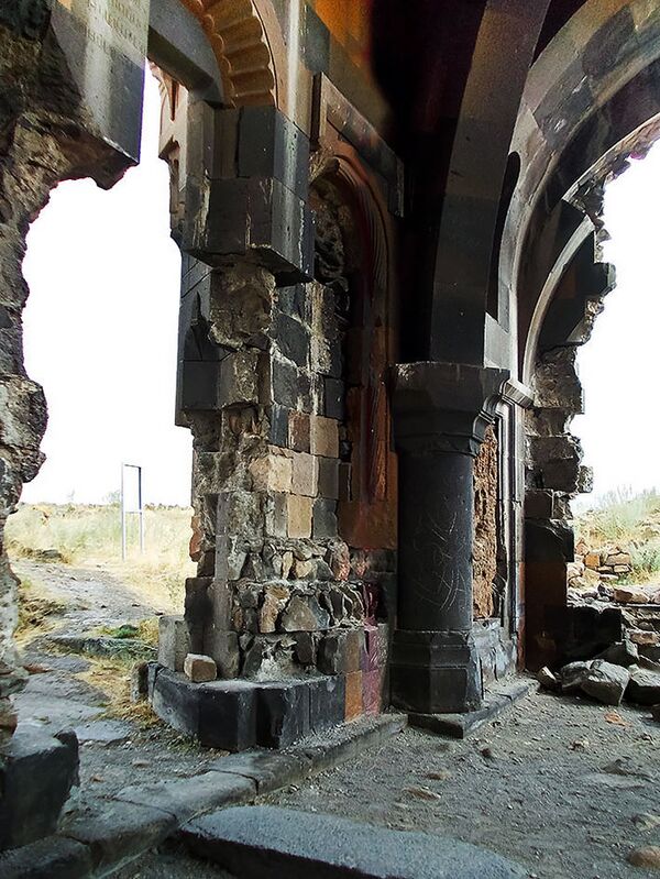 Развалины армянской церкви в Ани - Sputnik Армения