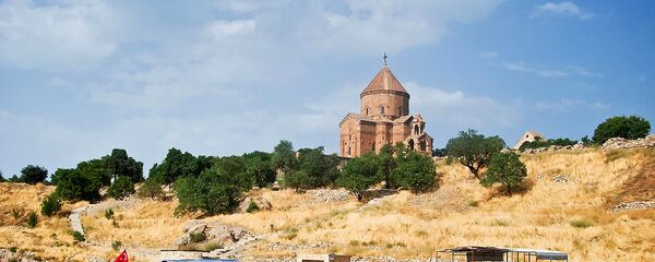 Пристань на острове Ахтамар озера Ван - Sputnik Արմենիա