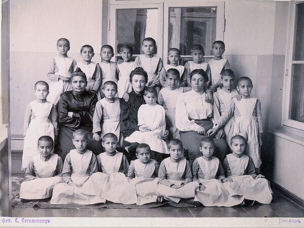 Купить будущее или плач от колыбельной։ как Андраник спасал армянских сирот - Sputnik Армения