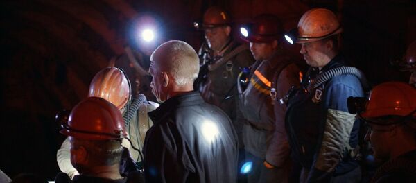 Спасательная операция на шахте Схидкарбон в поселке Юрьевка Луганской народной республики Спасательная операция на шахте Схидкарбон в поселке Юрьевка Луганской народной республики - Sputnik Армения