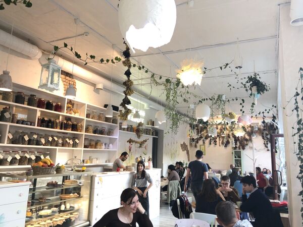 Романтик, но не Дон Кихот: что заставило армянского бизнесмена променять Женеву на Гюмри - Sputnik Армения