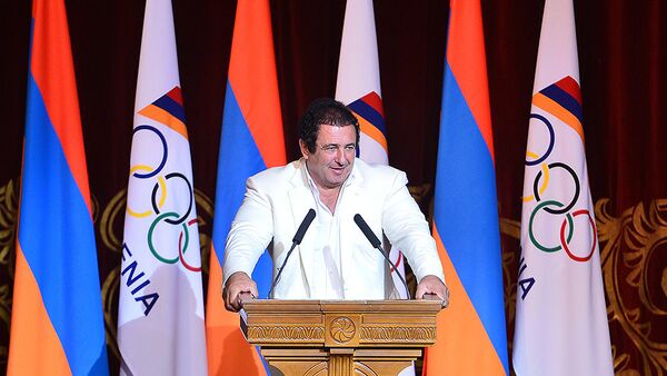 Президент НОК Армении Гагик Царукян на торжественной церемонии чествования и награждения спортсменов Армении (18 сентября 2016). Еревaн - Sputnik Армения