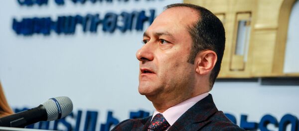 Министр юстиции Артак Зейналян на пресс-конференции (29 апреля 2019). Еревaн Министр юстиции Артак Зейналян на пресс-конференции (29 апреля 2019). Еревaн - Sputnik Արմենիա
