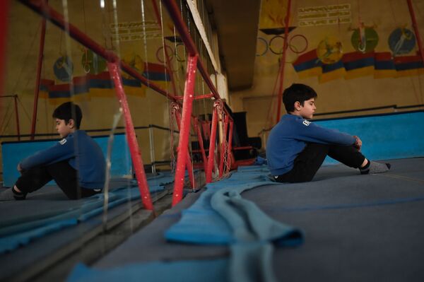 Ребус и феномен армянского спорта: медалей от гимнастов ждут, но азарянов так не растят Ребус и феномен армянского спорта: медалей от гимнастов ждут, но азарянов так не растят - Sputnik Армения