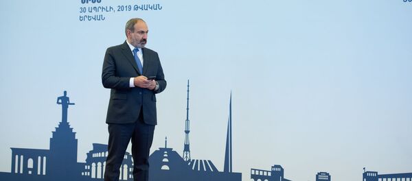 Премьер-министр Армении Никол Пашинян перед началом заседания Евразийского межправительственного совета (30 апреля 2019). Еревaн - Sputnik Армения