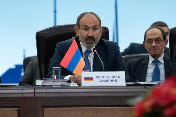 Выступление премьер-министра Армении Никола Пашиняна на заседании Евразийского межправительственного совета (30 апреля 2019). Еревaн Выступление премьер-министра Армении Никола Пашиняна на заседании Евразийского межправительственного совета (30 апреля 2019). Еревaн - Sputnik Армения
