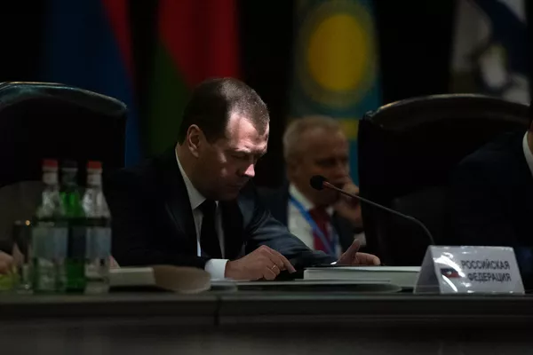 Премьер-министр России Дмитрий Медведев на заседании Евразийского межправительственного совета (30 апреля 2019). Еревaн Премьер-министр России Дмитрий Медведев на заседании Евразийского межправительственного совета (30 апреля 2019). Еревaн - Sputnik Армения