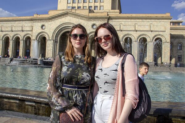 В Москве бы такого не сделали: почему россияне приезжают в Армению - Sputnik Армения