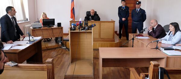 Судебное заседание по делу генерала Манвела Григоряна и его супруги Назик Амирян (2 мая 2019). Еревaн - Sputnik Армения