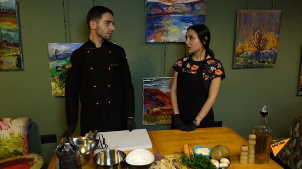 В гостях у шеф-повара: как приготовить сырный суп - Sputnik Армения