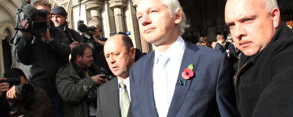 Британский суд подтвердил решение об экстрадиции Ассанжа в Швецию Британский суд подтвердил решение об экстрадиции Ассанжа в Швецию - Sputnik Армения