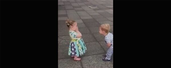 Первый поцелуй - Sputnik Армения