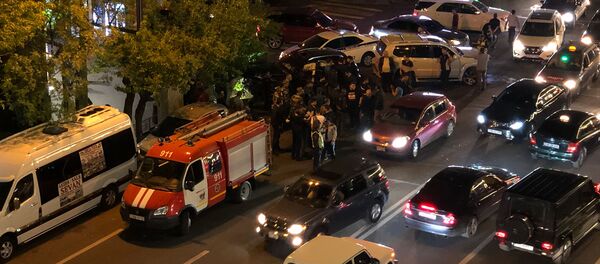 Дорожно-транспортное происшествие на перекрестке улиц Амиряна и Закяна (3 мая 2019). Еревaн Дорожно-транспортное происшествие на перекрестке улиц Амиряна и Закяна (3 мая 2019). Еревaн - Sputnik Армения