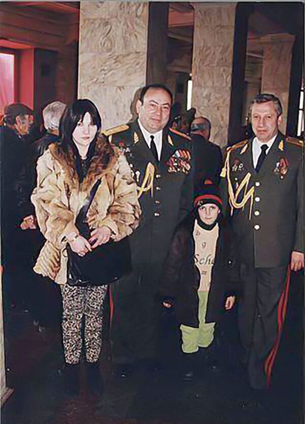 Спец, поднявший военную разведку Армении: как Басенци Азоян нашел жучок в фуражке турка - Sputnik Армения