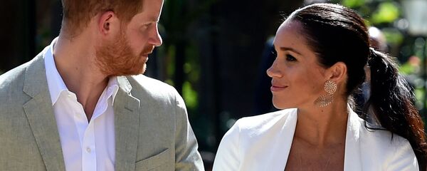 Британский принц Гарри и Мегэн, герцогиня Сассекс во время посещения андалузских садов в Рабате (25 февраля 2019). Марокко - Sputnik Армения